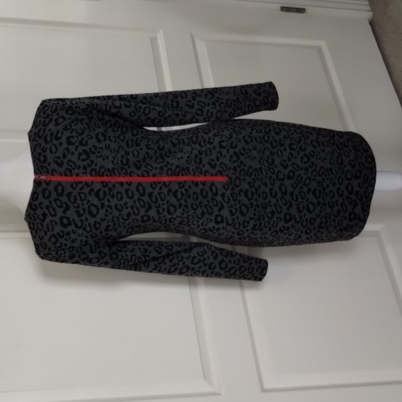 Banana Republic Dress Size 8 Black Gray Leopard Print Dress Stretch Zip Back - Picture 5 of 9